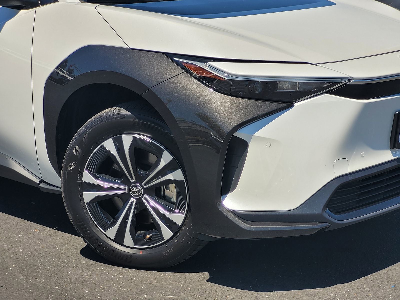 2023 Toyota bZ4X XLE
