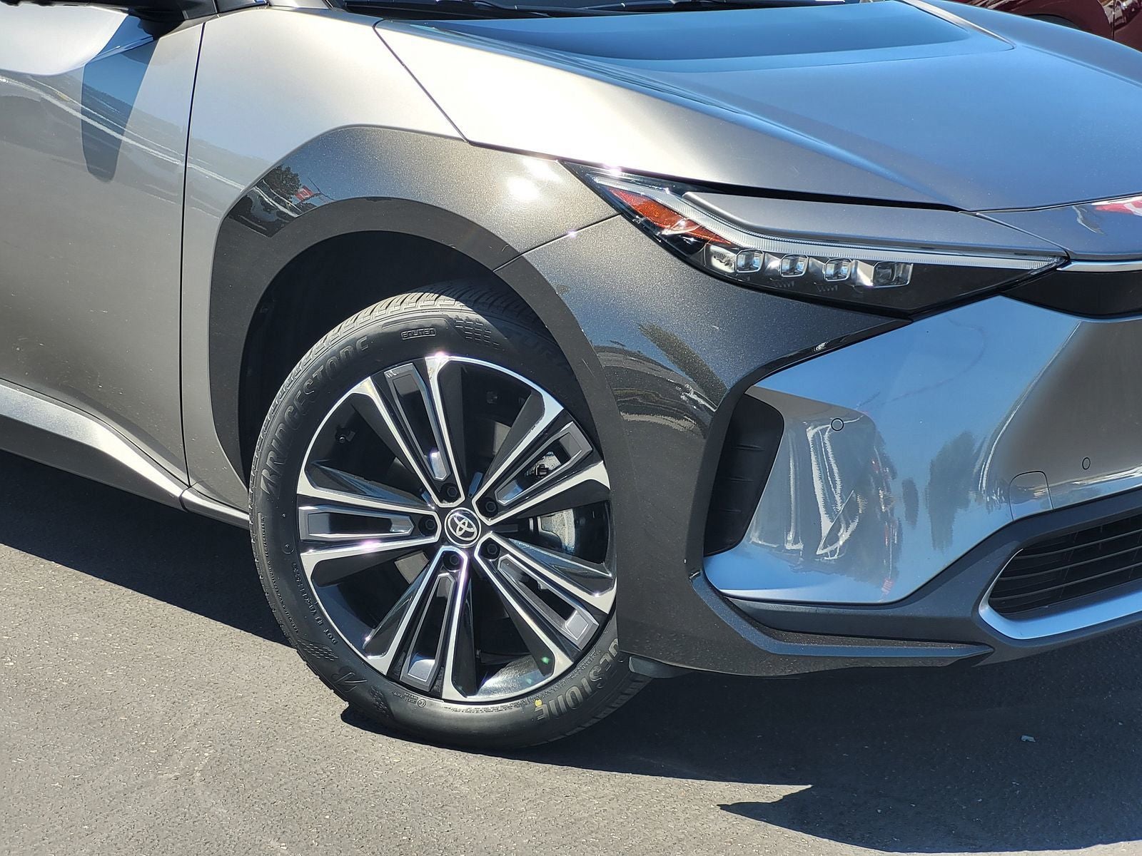 2023 Toyota bZ4X Limited