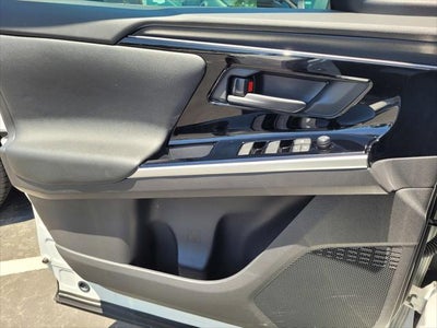 2023 Toyota bZ4X XLE