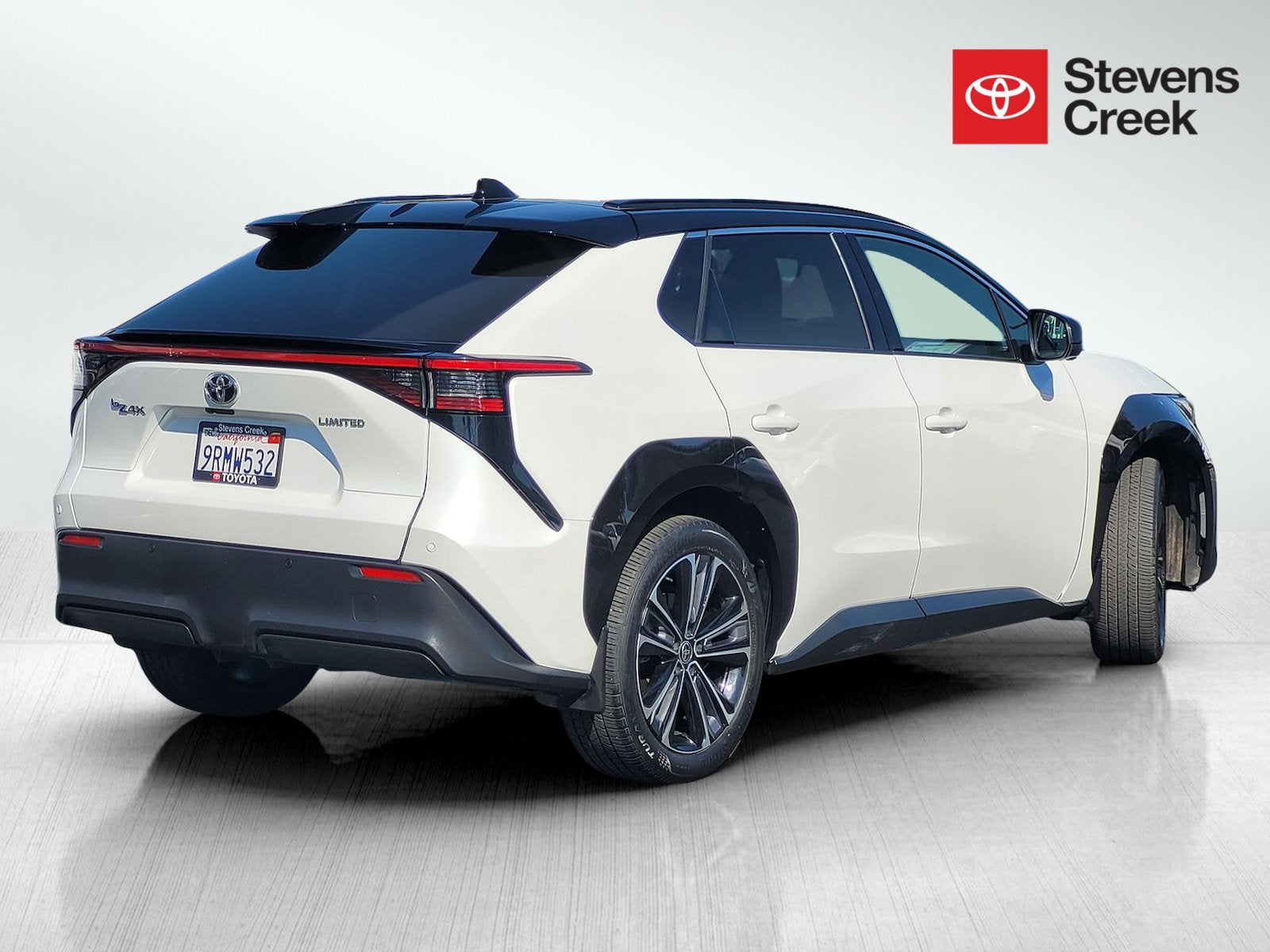 2023 Toyota bZ4X Limited