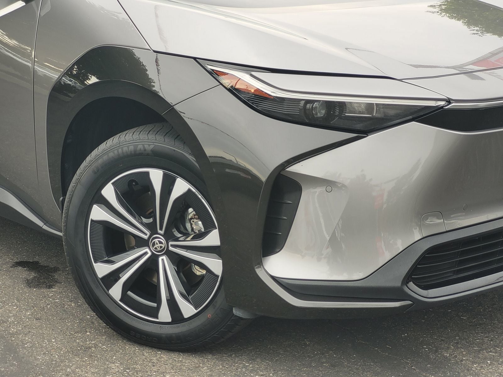 2023 Toyota bZ4X XLE