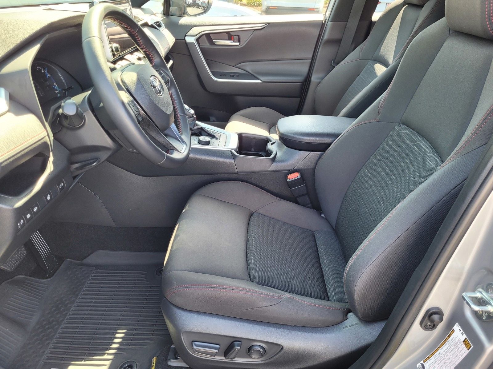2024 Toyota RAV4 Prime SE