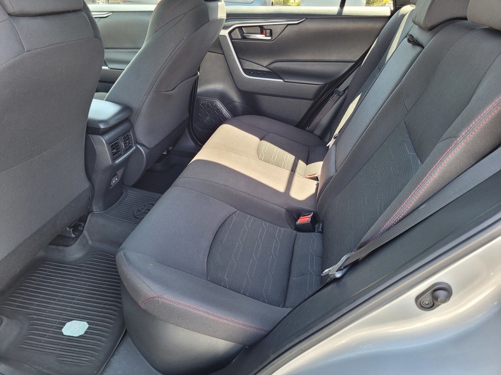 2024 Toyota RAV4 Prime SE