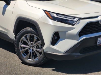 2022 Toyota RAV4 Hybrid XLE Premium