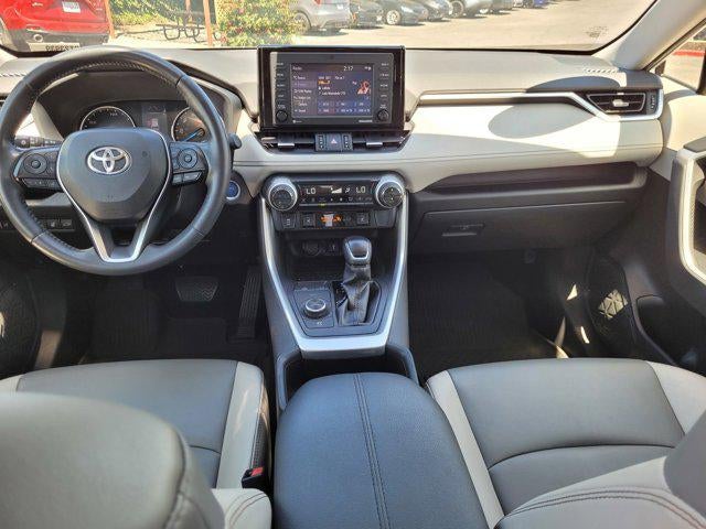 2022 Toyota RAV4 Hybrid XLE Premium
