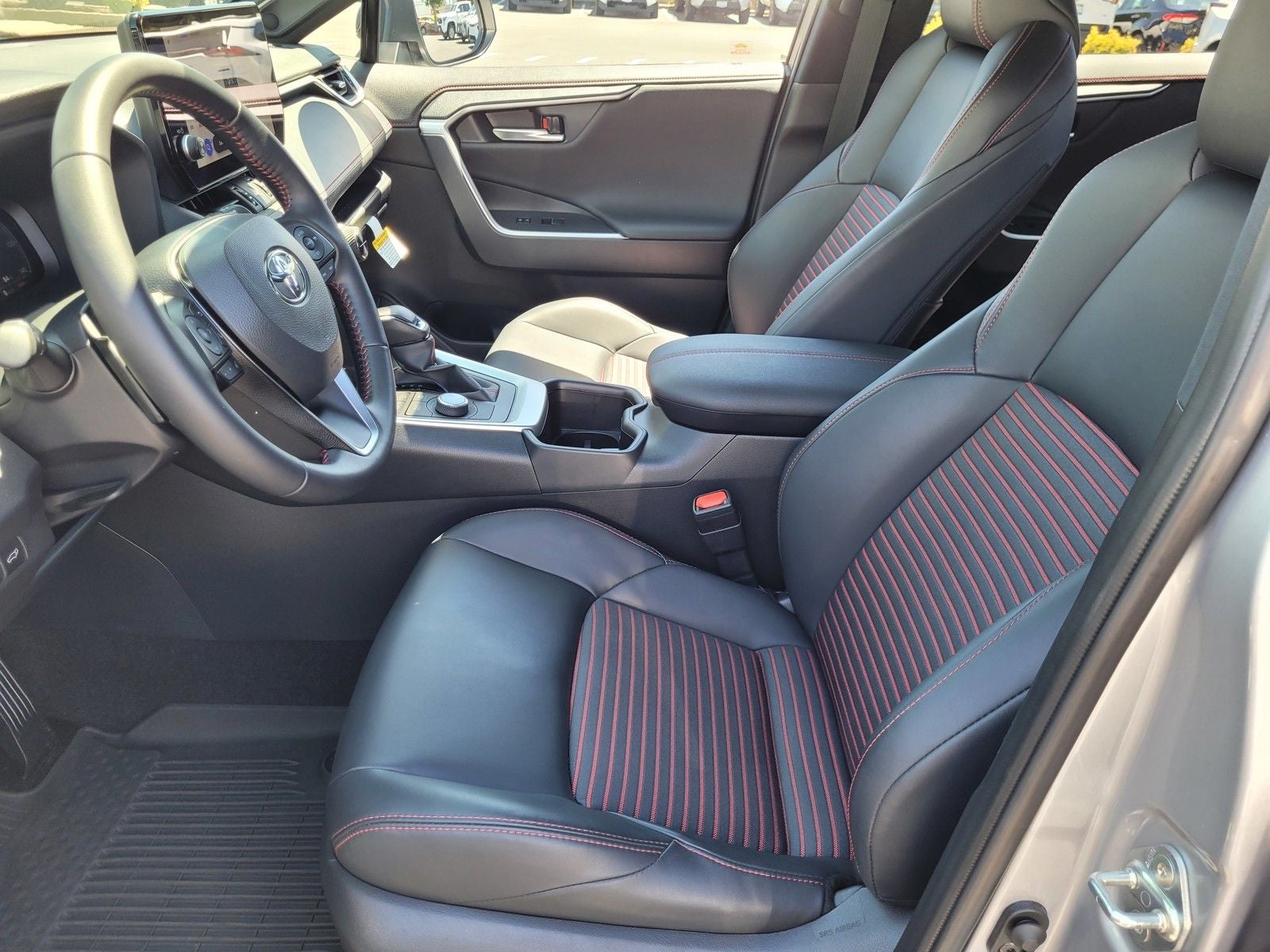 2025 Toyota RAV4 Plug-In Hybrid XSE