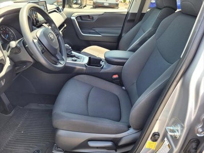 2022 Toyota RAV4 Hybrid LE