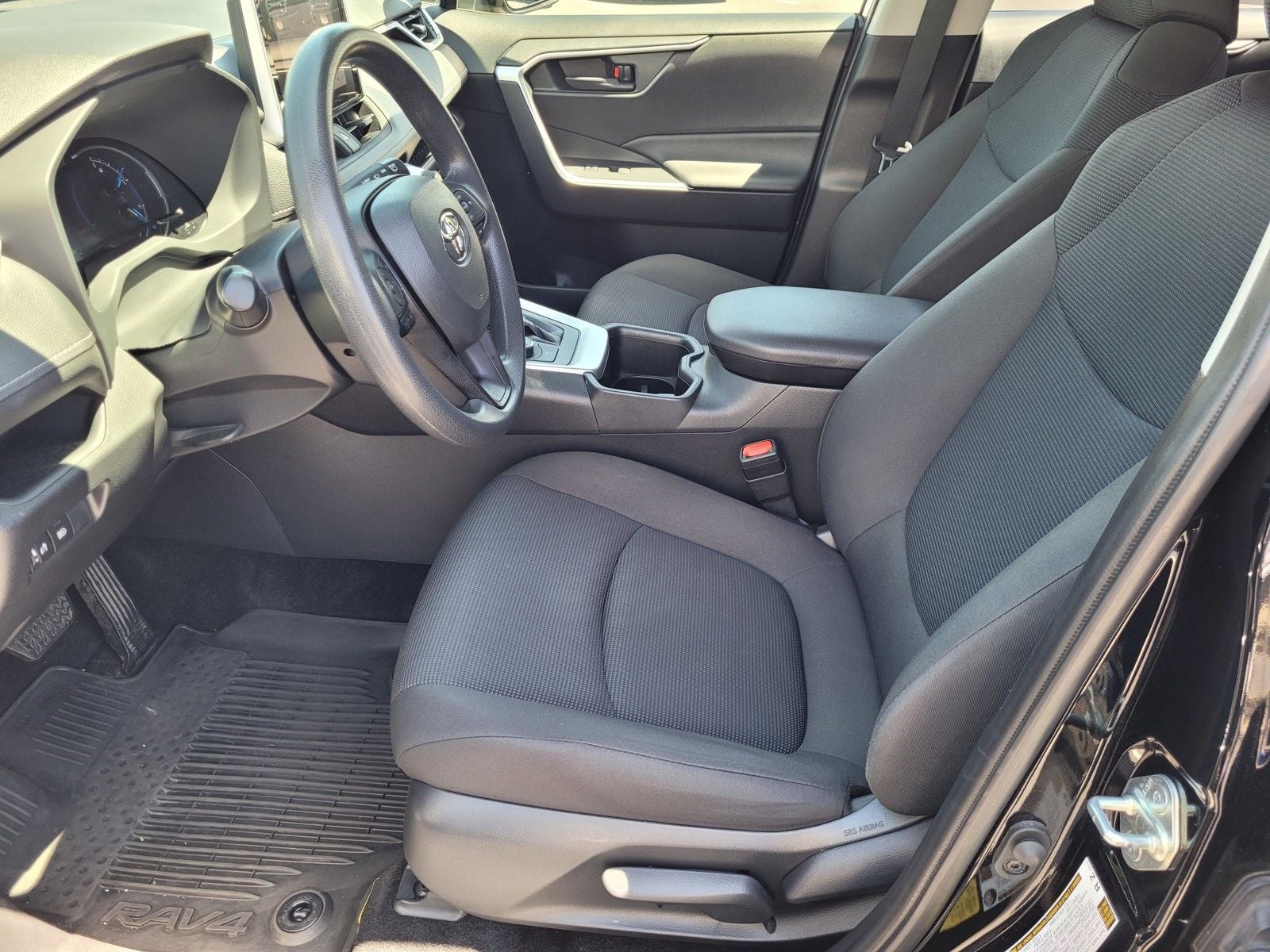 2023 Toyota RAV4 Hybrid LE