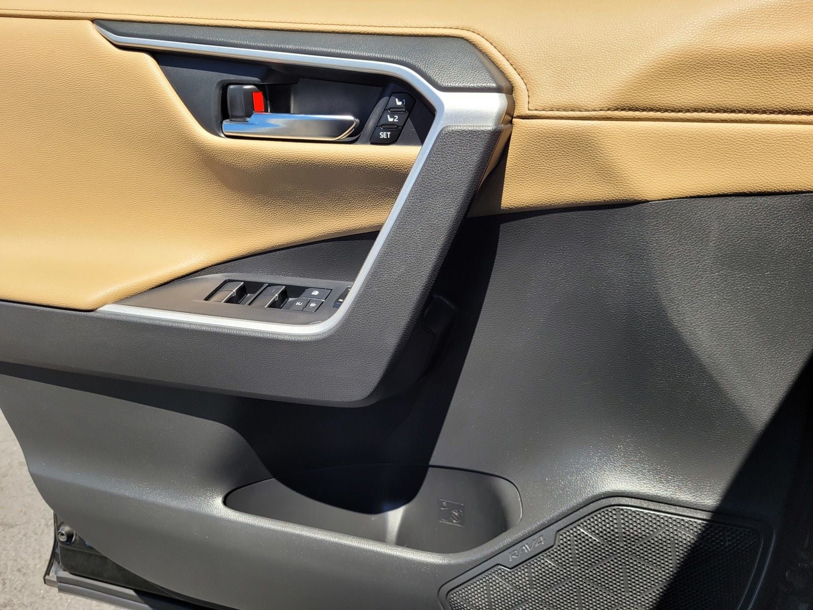 2020 Toyota RAV4 Limited