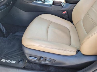 2020 Toyota RAV4 Limited