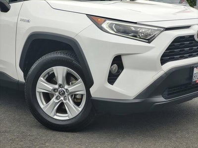 2020 Toyota RAV4 Hybrid XLE