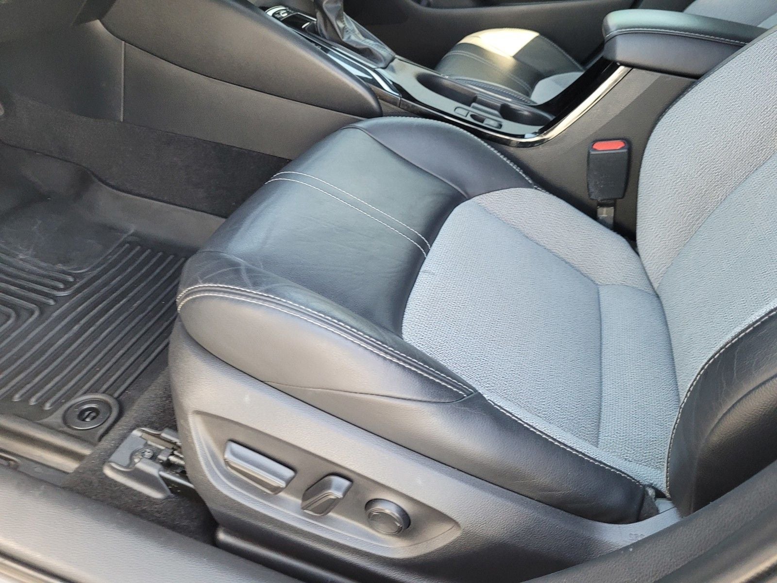 2023 Toyota Corolla Hatchback XSE