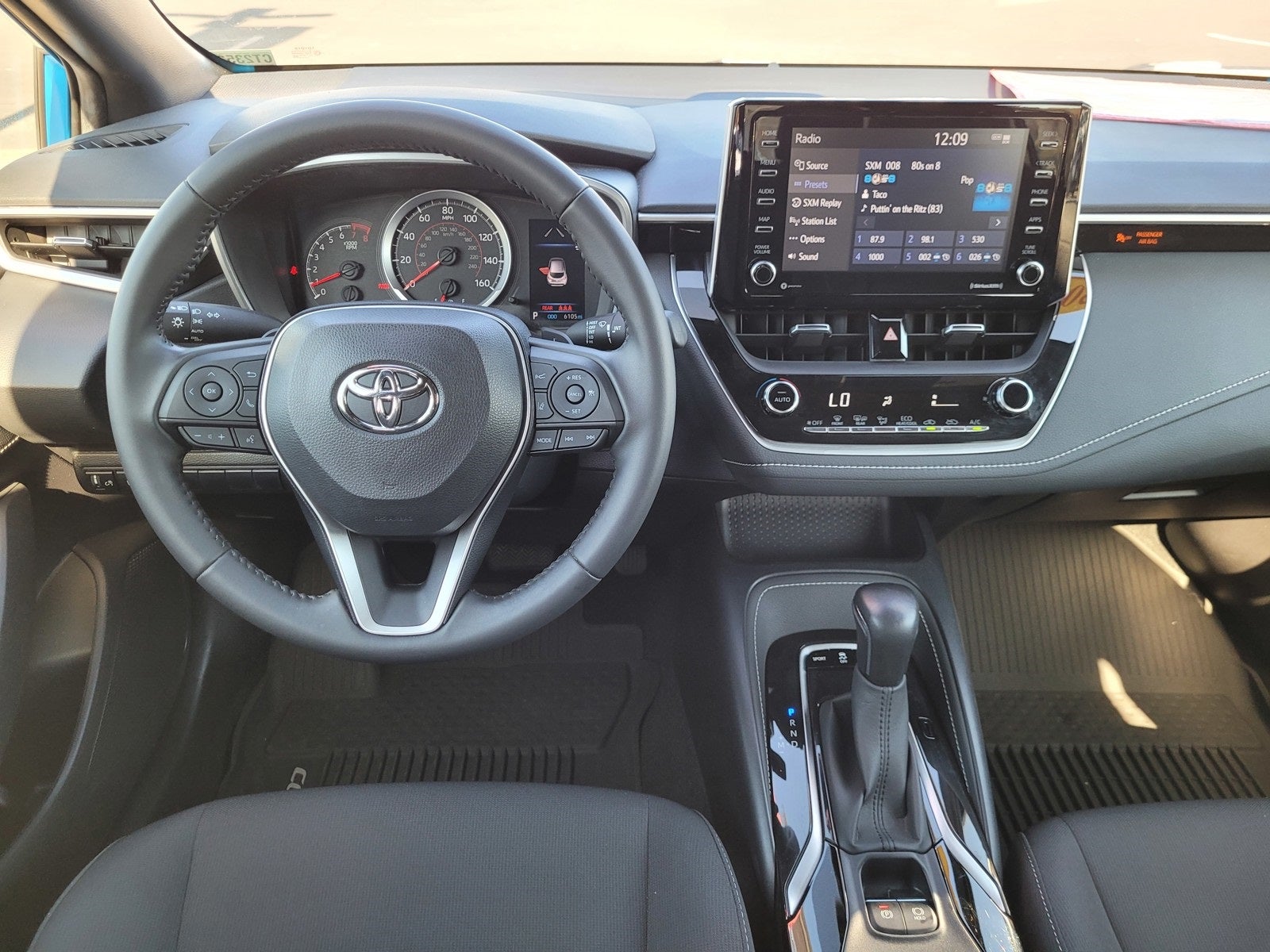 2021 Toyota Corolla Hatchback SE