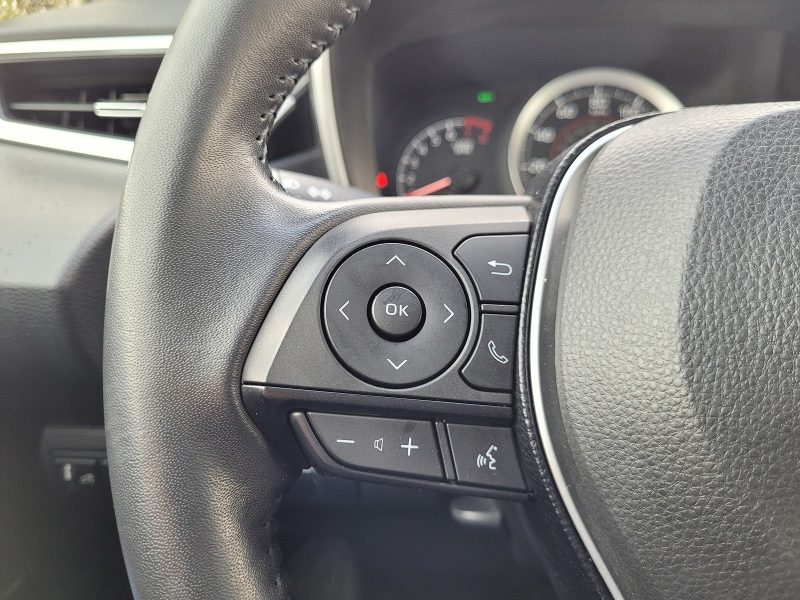 2020 Toyota Corolla Hatchback SE