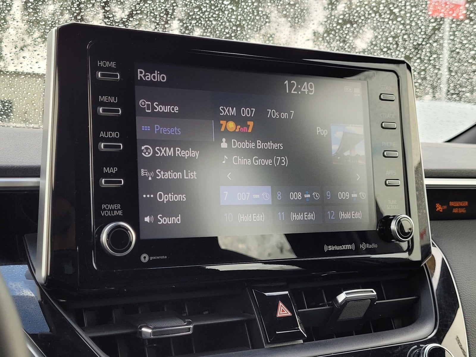 2020 Toyota Corolla Hatchback SE