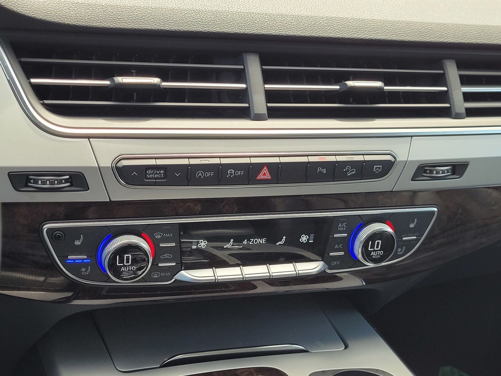 2019 Audi Q7 45 Premium Plus quattro