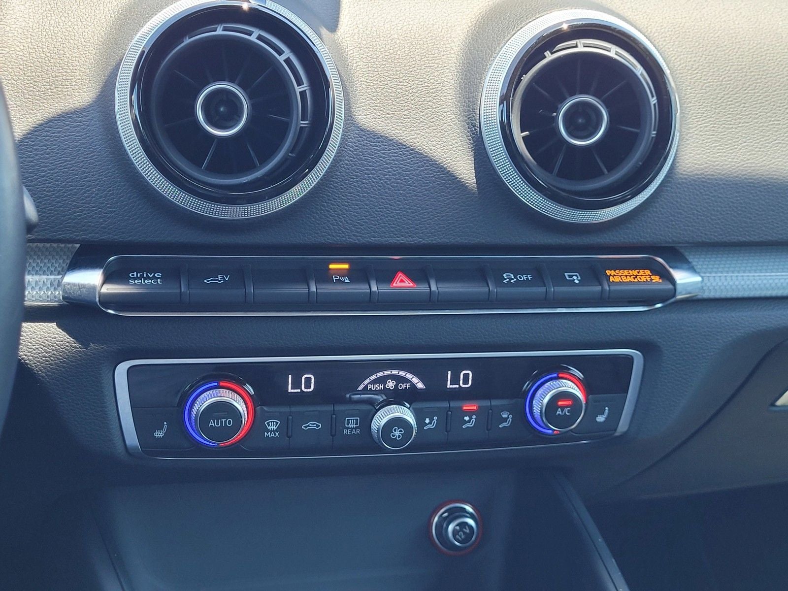 2016 Audi A3 e-tron 1.4T Premium